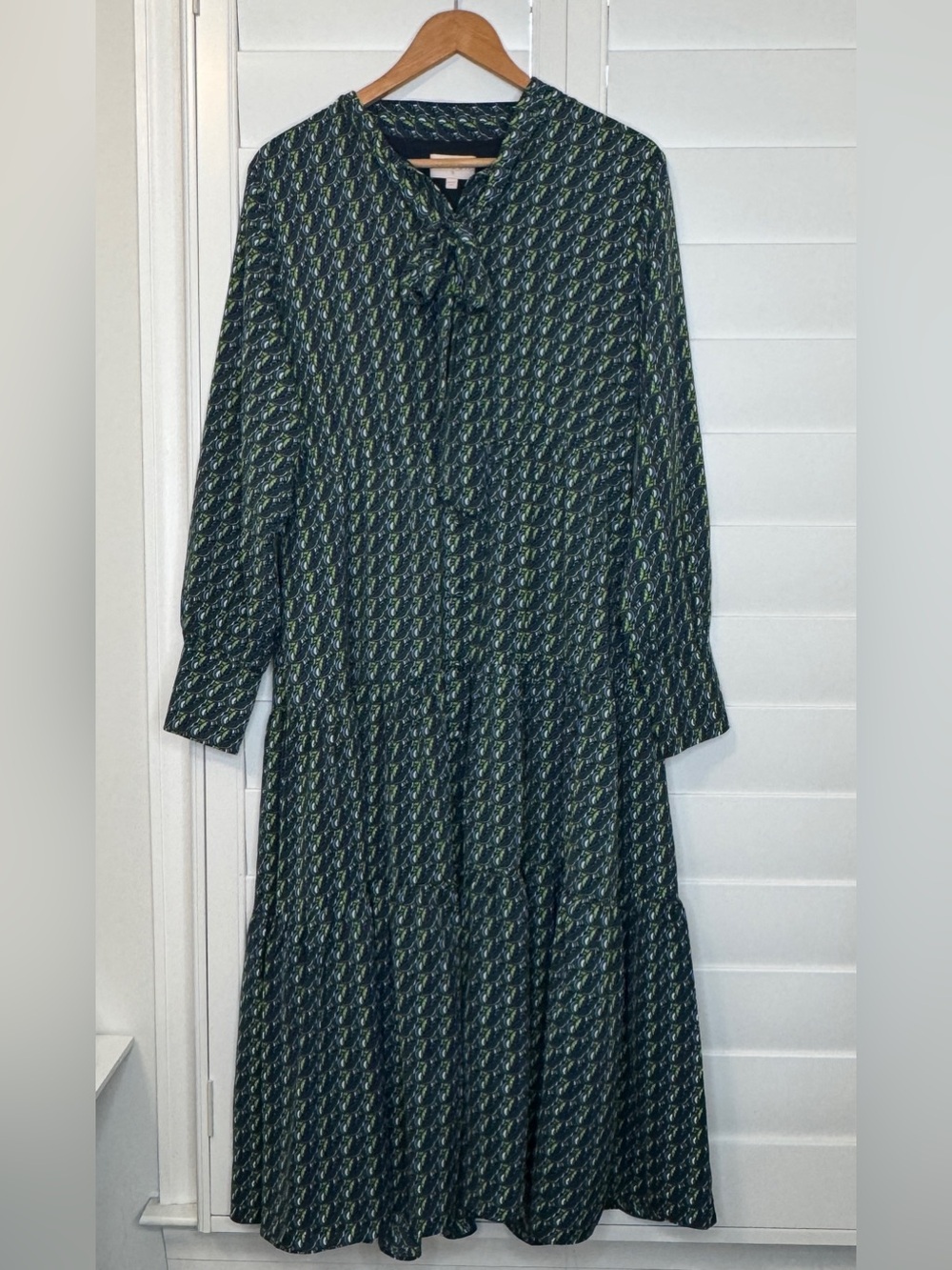 CIEBON Zamara Long Sleeve Midi Dress Size Medium